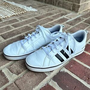 Adidas Mens VS Pace White Black Strip Casual Sneakers 👟 Size 10 👟